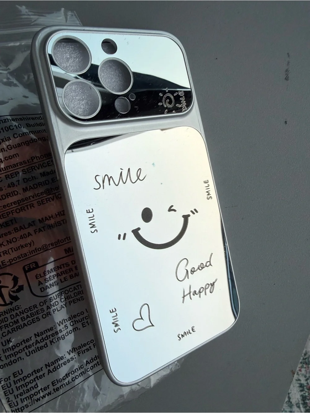 Smile Mirror iPhone 15 Pro Max Phone Case